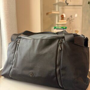Lululemon Black Gym Duffel Tote | Spacious Weekender Bag
